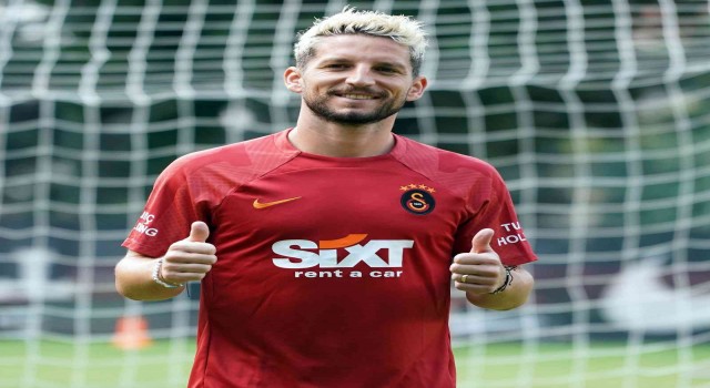 Dries Mertens: Her geçen gün daha iyi çalışarak kendimizi şampiyonluk yolunda ilerleteceğiz