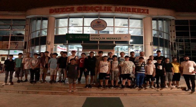 Düzceli gençler Mersin kampına gönderildi