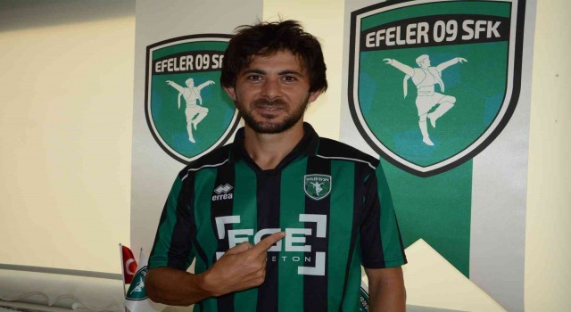 Efeler 09 SFK Öztürkü renklerine bağladı