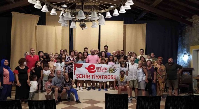 Efeler Belediyesi Şehir Tiyatrosu, Eceabat Tiyatro Şenliğinde yer aldı