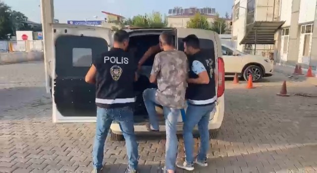 Elazığda İYİ Parti ilçe binasından hırsızlık yapan 2 şüpheli tutuklandı