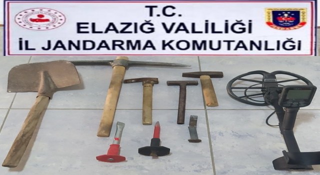 Elazığda kaçak kazı yapan 3 şüpheli suçüstü yakalandı