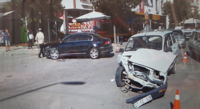 Elazığda trafik kazası: 2 yaralı