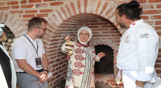 Emine Erdoğan, Gastronomi Festivalinde Tokat mutfağını gezdi