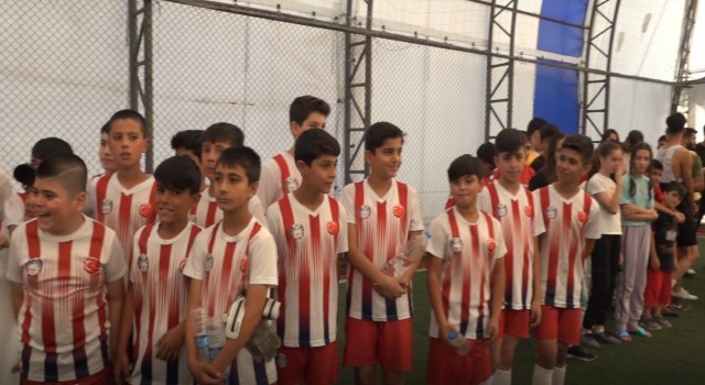 Ercişte ‘Mahalleler Yarışıyor Spor Turnuvası başladı