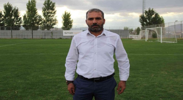 ES Elazığspor Başkanı Çayır: Lige kazanarak başlamak istiyoruz