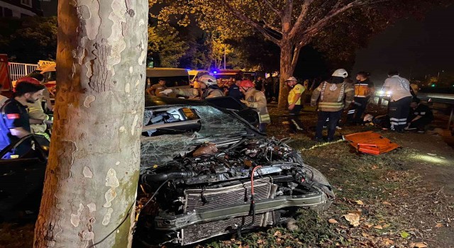 Esenlerde kan donduran kaza: 5 ölü, 1 ağır yaralı