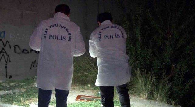 Esenyurtta çöp atma kavgası kanlı bitti: 3 yaralı