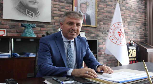 Eskişehir Gençlik ve Spor İl Müdürü Er: “Gençleri evlerinde hissettirecek merkezler tesis ediyoruz”