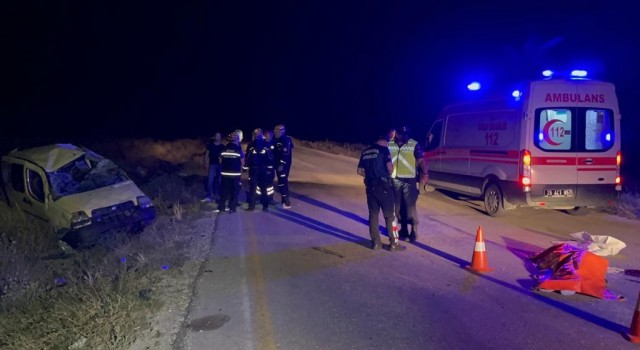 Eskişehirdeki feci kazada 1 kişi öldü, 2si ağır 4 kişi yaralandı