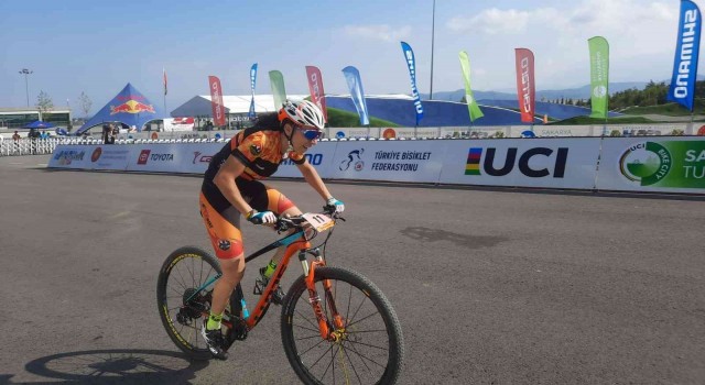 Eskişehirli millî bisikletçi UCI Dünya Kupasını 8inci sırada tamamladı