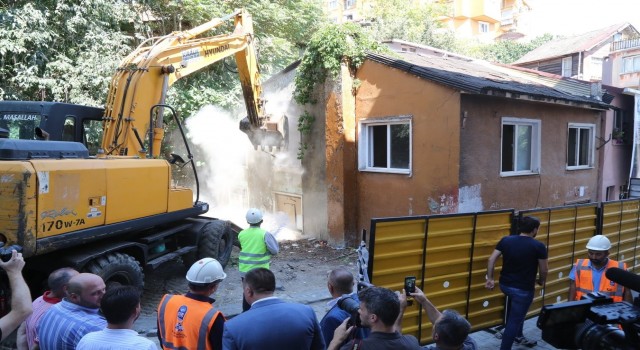 Eyüpsultanda Rezerv alanda Kentsel Dönüşüm çalışmalarına başlandı