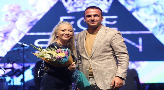 Fatsada Ece Seçkin rüzgarı