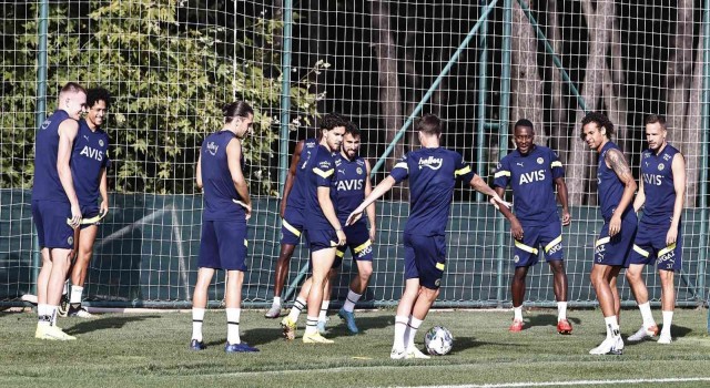 Fenerbahçe, Adana Demirspor maçı hazırlıklarını tamamladı