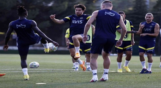 Fenerbahçe, Ümraniyespor maçı hazırlıklarını sürdürdü