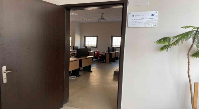 FÜ Yabancı Diller Yüksekokulu OTE olarak akredite edildi