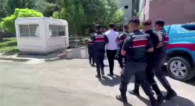 Gaziantepte bıçaklı kavga: 12 kişi yaralandı, 4 şüpheli tutuklandı
