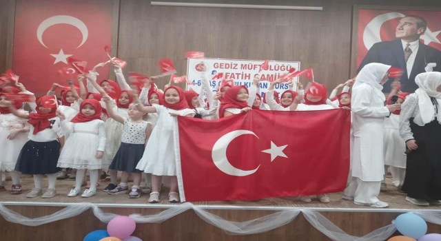 Gedizde Yaz Kuran Kursu kapanış programı