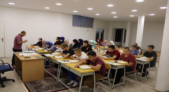 Genç KOMEKin Balkanlardaki eğitimleri tamamlandı