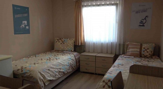 Gençler, Seyahatsever projesi ile yurtlarda ücretsiz konaklıyor