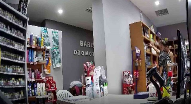 Gönende büfedeki hırsızlık, kamera kayıtlarıyla ortaya çıktı