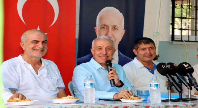 Akdeniz Belediye Başkanı Mustafa Gültak: "Engellemelere rağmen halkımıza hizmet vereceğiz"