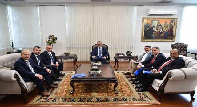 Gülüçe okul talebine Bakan Özerden olumlu yanıt
