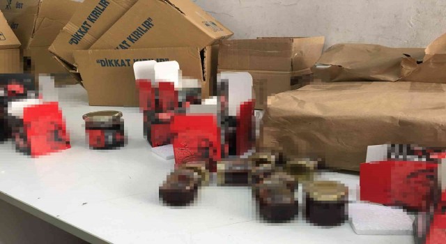 Güngörende sahte cinsel içerikli ürün deposuna baskın