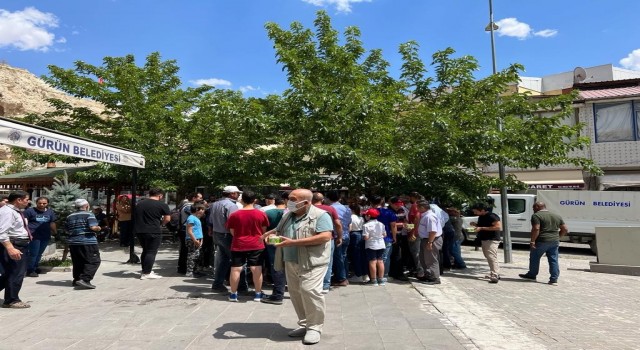 Güründe Muharrem ayının bereketi yaşatılıyor