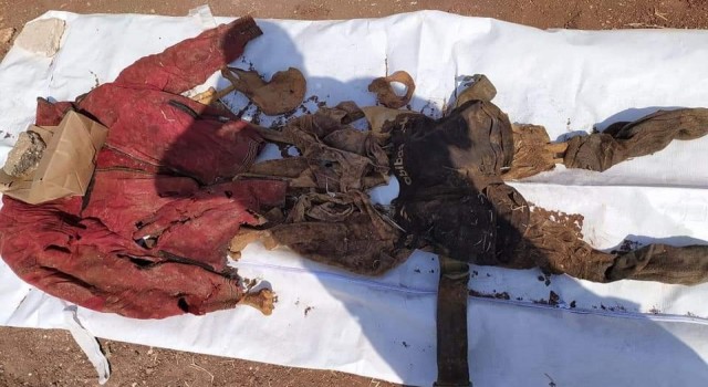 Halepte toplu mezardan 5 ceset çıktı