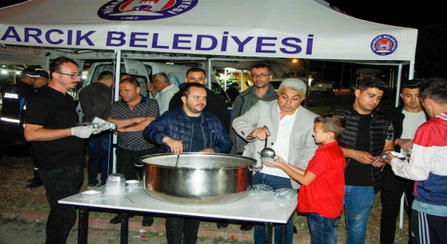 Hisarcık Belediyesinden festival alanında aşure ikramı