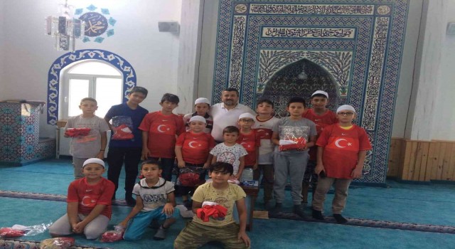 Hisarcıkta Yaz Kuran Kursu öğrencileri ödüllendirildi