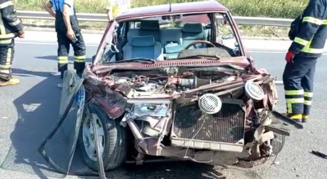 Hurdaya yığınına dönen bu araçtan iki kişi burnu bile kanamadan çıktı