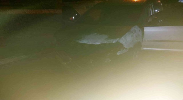 Husumetli olan kardeşinin aracını yakan şüpheli tutuklandı