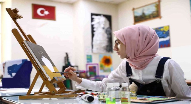 İşitme Engelli Emine, Engelliler Sarayında hayallerine kavuştu