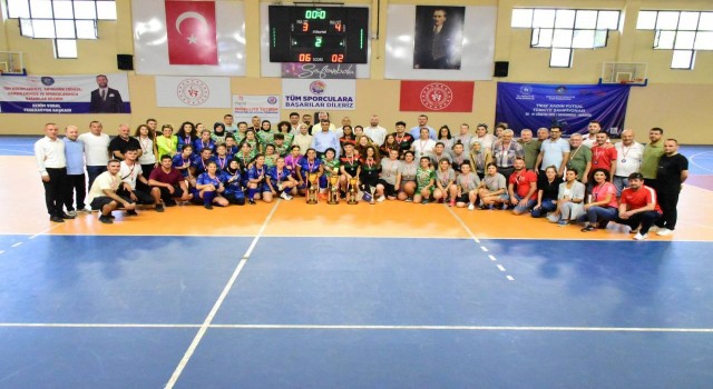 İşitme Engelliler Kadın Futsal Türkiye Şampiyonası sona erdi