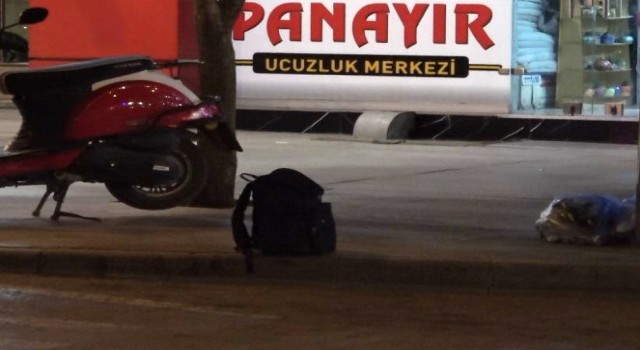 Ispartada caddede unutulan şüpheli çantadan bebek bezi çıktı