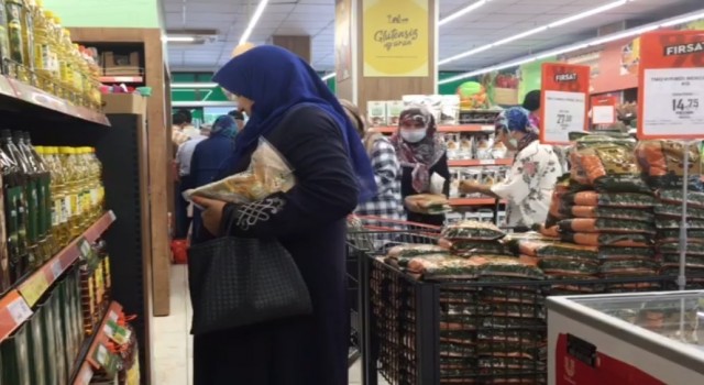 Ispartalı vatandaşlar Tarım Krediden daha fazla ürün talep etti