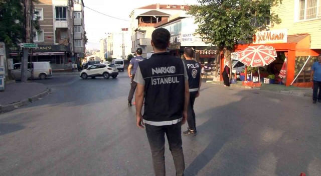 İstanbulda Narkotik Dar Alan Uygulaması