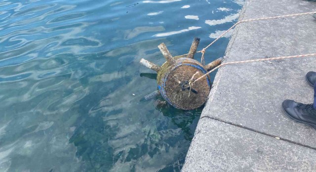 İstinyede denizde şüpheli cisim paniği: Mayın sanıldı, tonoz çıktı