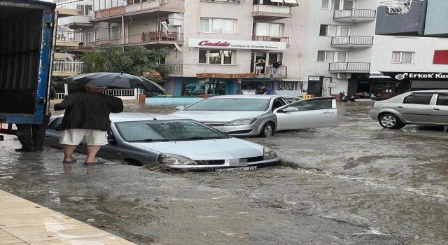 İzmirde metrekareye 35,4 kilogram yağış düştü