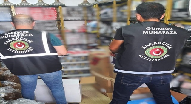 İzmirde yasadışı sigara üreticilerine Gümrük Muhafaza ekiplerinden darbe