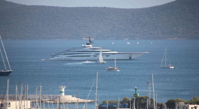 Jamaikalı milyarderin yüzen sarayı Bodrumda