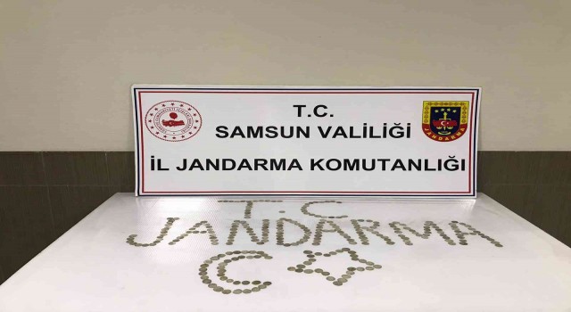 Jandarma Selçuklu dönemine ait 286 adet sikke ele geçirdi: 3 gözaltı