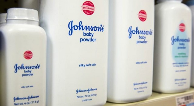 Johnson &amp; Johnson, bebek pudrasının satışını durduracak