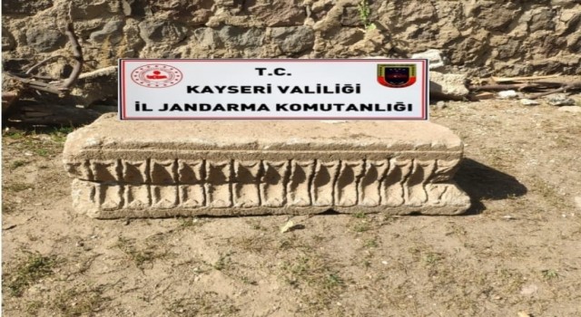 Kaçak kazı yapan tarihi eser kaçakçıları jandarmadan kaçamadı
