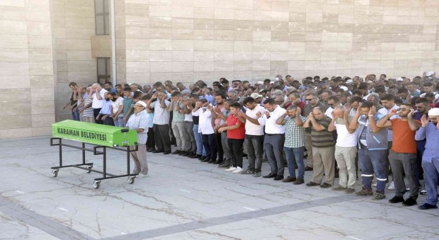 Karamanda aracıyla baraj gölüne uçan sürücü son yolculuğuna uğurlandı
