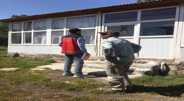 Karlıova Sosyal Hizmet Merkezi saha çalışmalarını sürdürüyor