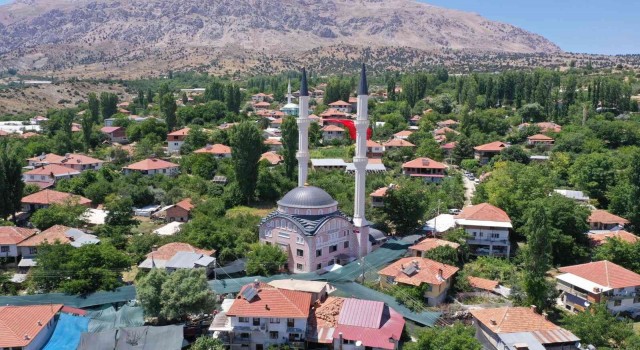 Kaşta, Yeşilbarak Söğütoğlu Camii açıldı