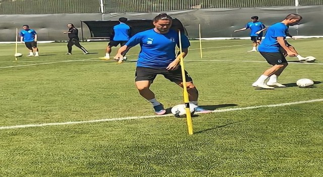 Kayseride kampa giren Afyonspor ilk antrenmanına çıktı